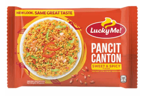 Lucky Me Pancit Canton Sweet & Spicy noodles nudlar